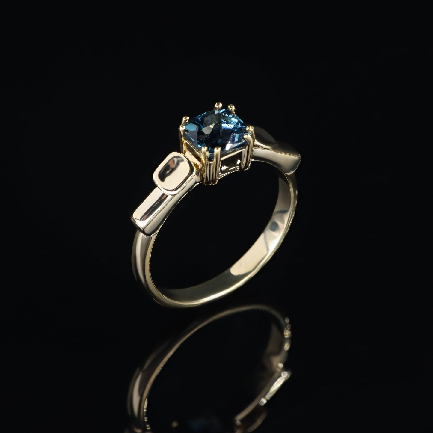 14K Gold London Topaz Ring