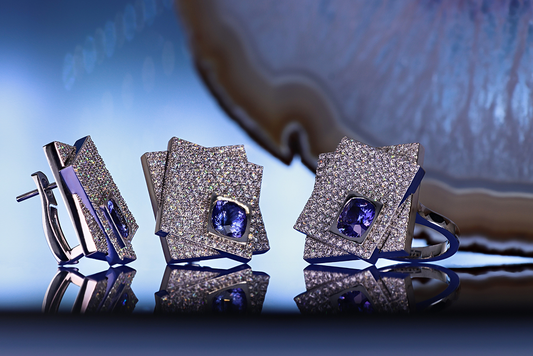 18K Gold Tanzanite & Diamond Set